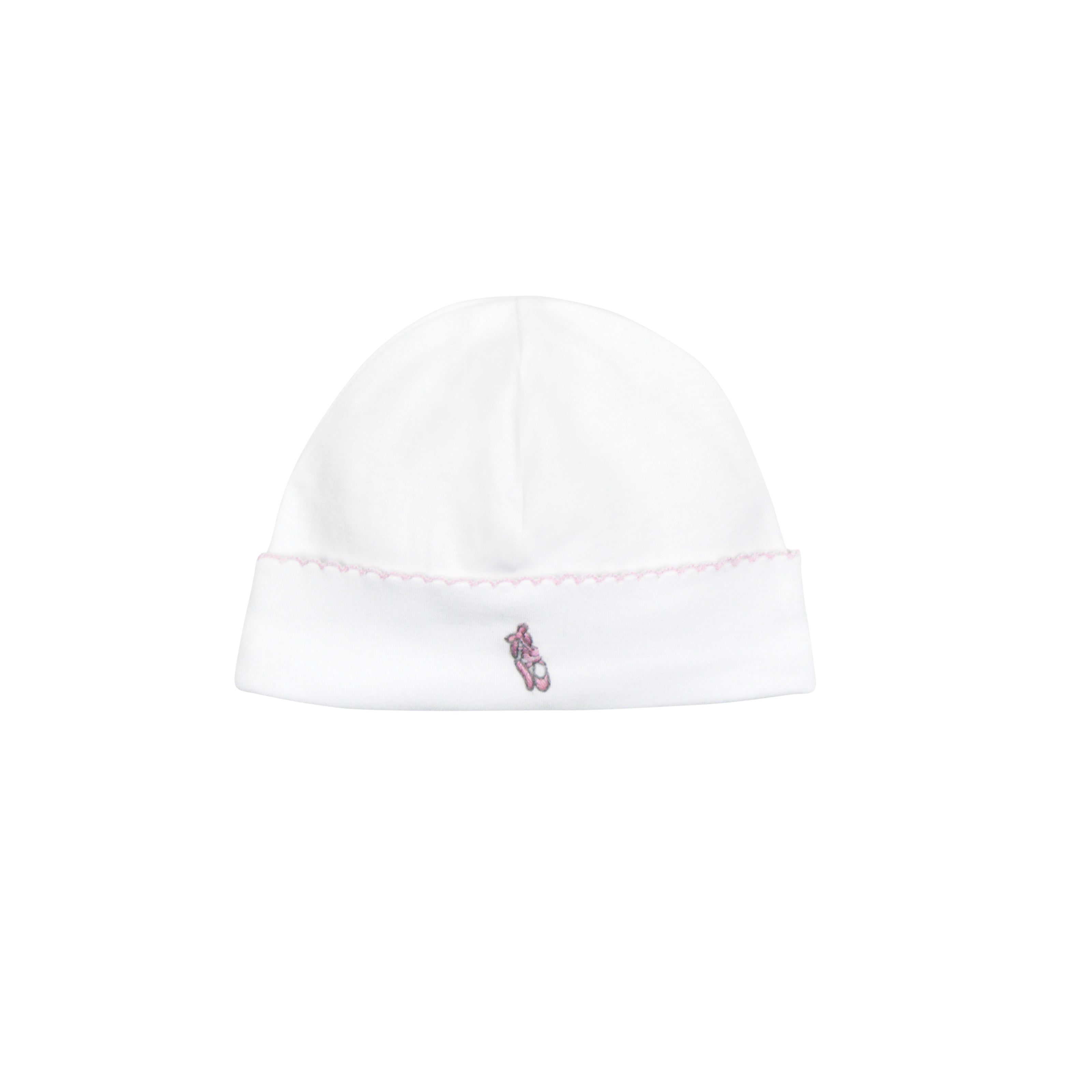  Graceful ballerinas hand-embroidered on a baby girl hat made from organic Peruvian Pima cotton — soft, breathable, and perfect for sensitive skin.
