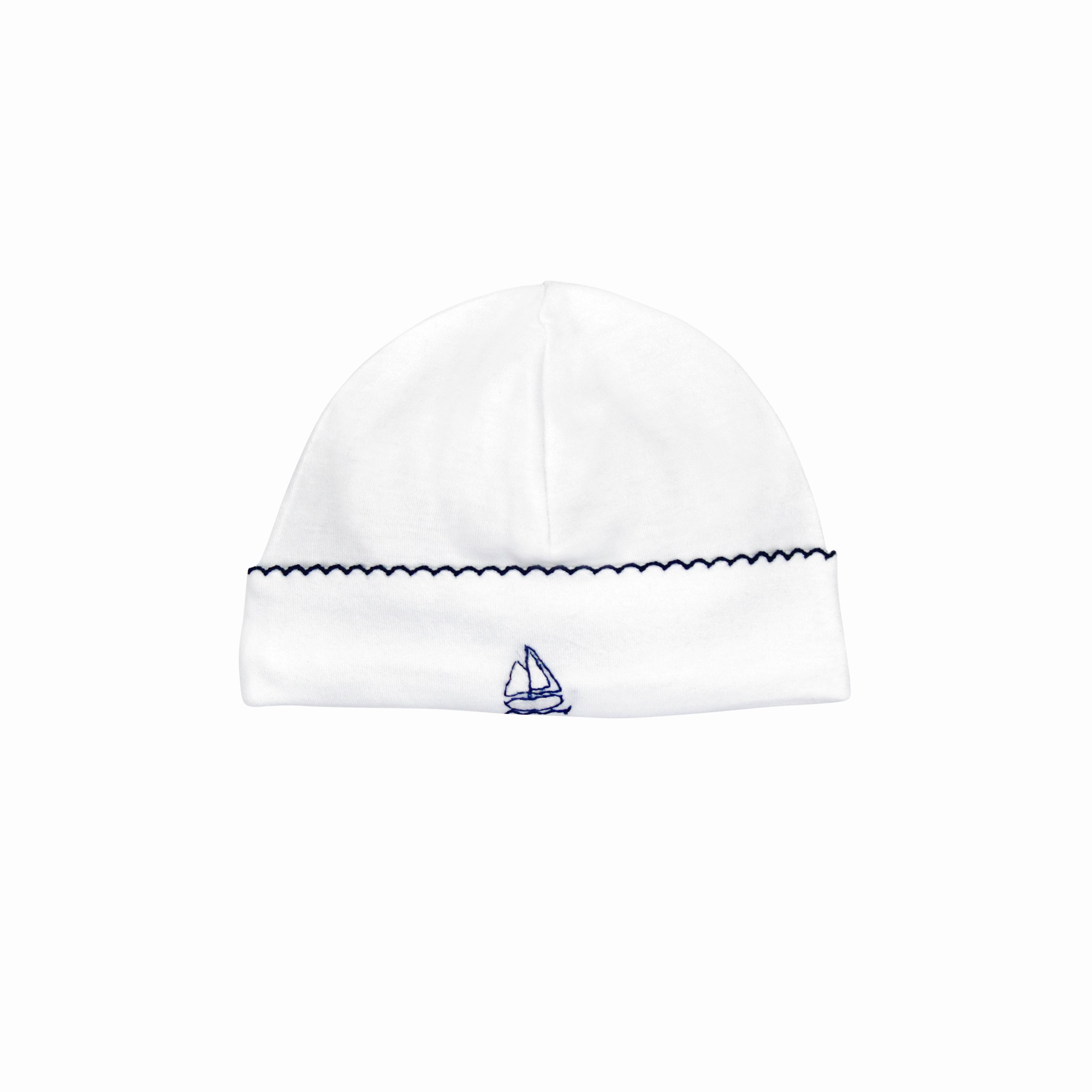  Nautical sailor hand embroidery on baby boy hat made with organic Peruvian Pima cotton — breathable, soft, and ideal for sensitive skin.